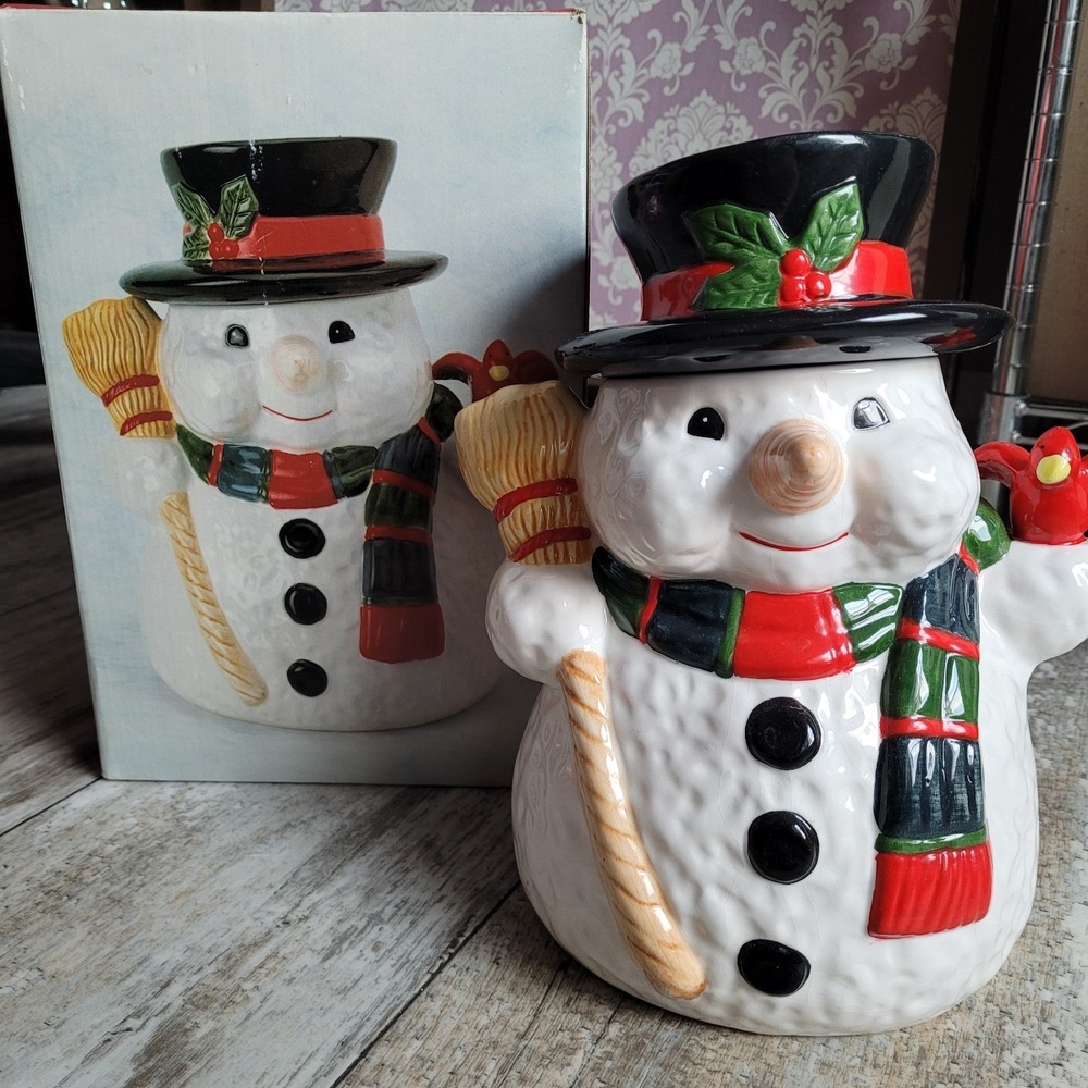 Vintage World Bazaars Ceramic Snowman Cookie Jar Holding Broom & Cardinal W Box!